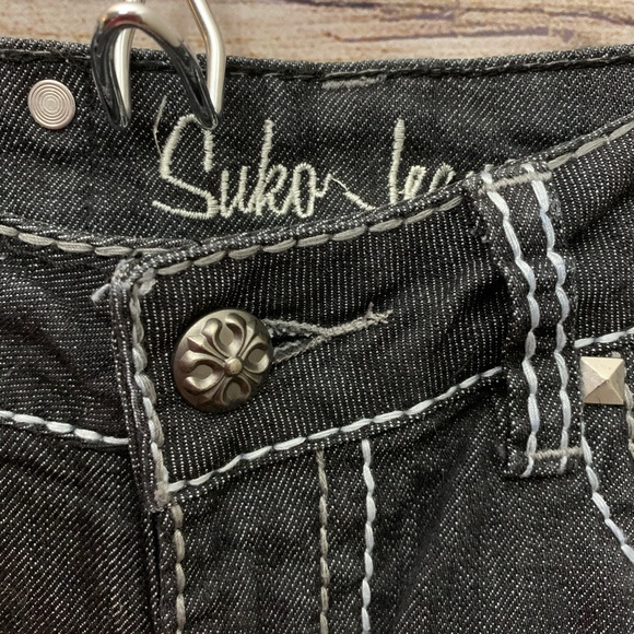 SUKO JEAN | Black Jeans & Silver Embellishments - Picture 3 of 6
